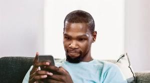 网友:如今联盟高分不断&难看 KD:别看不就行了 讨厌还每天看?