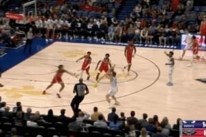 感觉要花?4号秀克尼佩尔追身三分再进 黄蜂17-8打停鹈鹕!