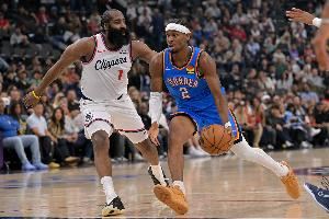 记者:开季哈登的进攻状态相当不错 但快船还没理清楚轮换