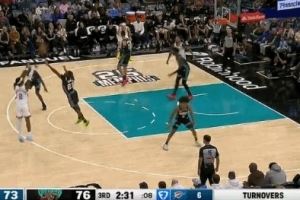 根本拦不住！亚历山大干拔三分一炮轰平比分！雷霆最多落后19分