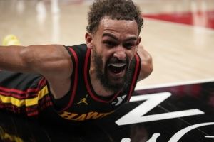 解说:老鹰在特雷·杨缺席后状态非常出色 可以用杨进行中期补强