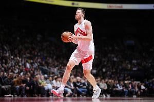 效率很高!珀尔特尔9中8贡献22分9篮板&填满数据栏 罚球稍差14中6